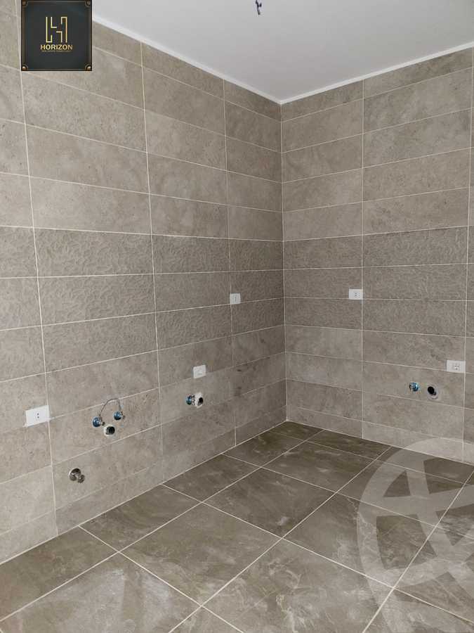 https://aqarmap.com.eg/ar/listing/3840112-for-rent-cairo-new-cairo-compounds-fifth-square