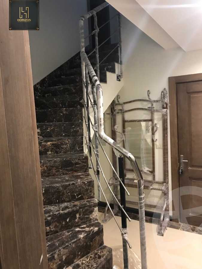 https://aqarmap.com.eg/ar/listing/3854140-for-rent-cairo-new-cairo-compounds-porto-cairo-villas