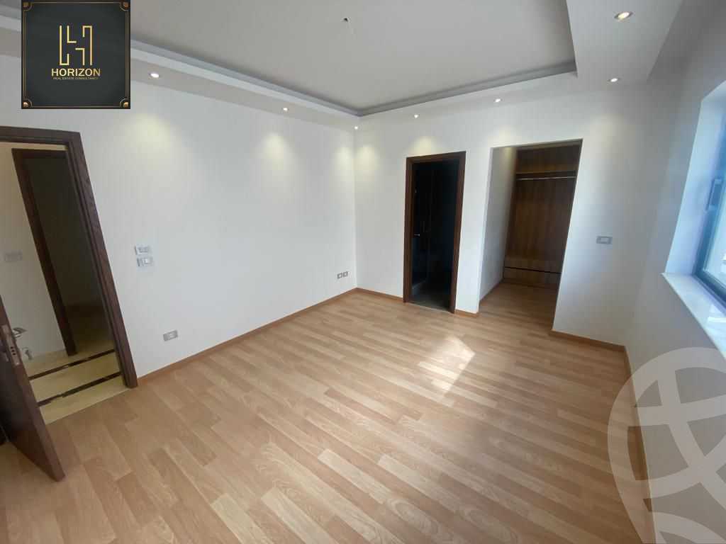 https://aqarmap.com.eg/ar/listing/3858821-for-rent-cairo-new-cairo-compounds-lakeview-residence