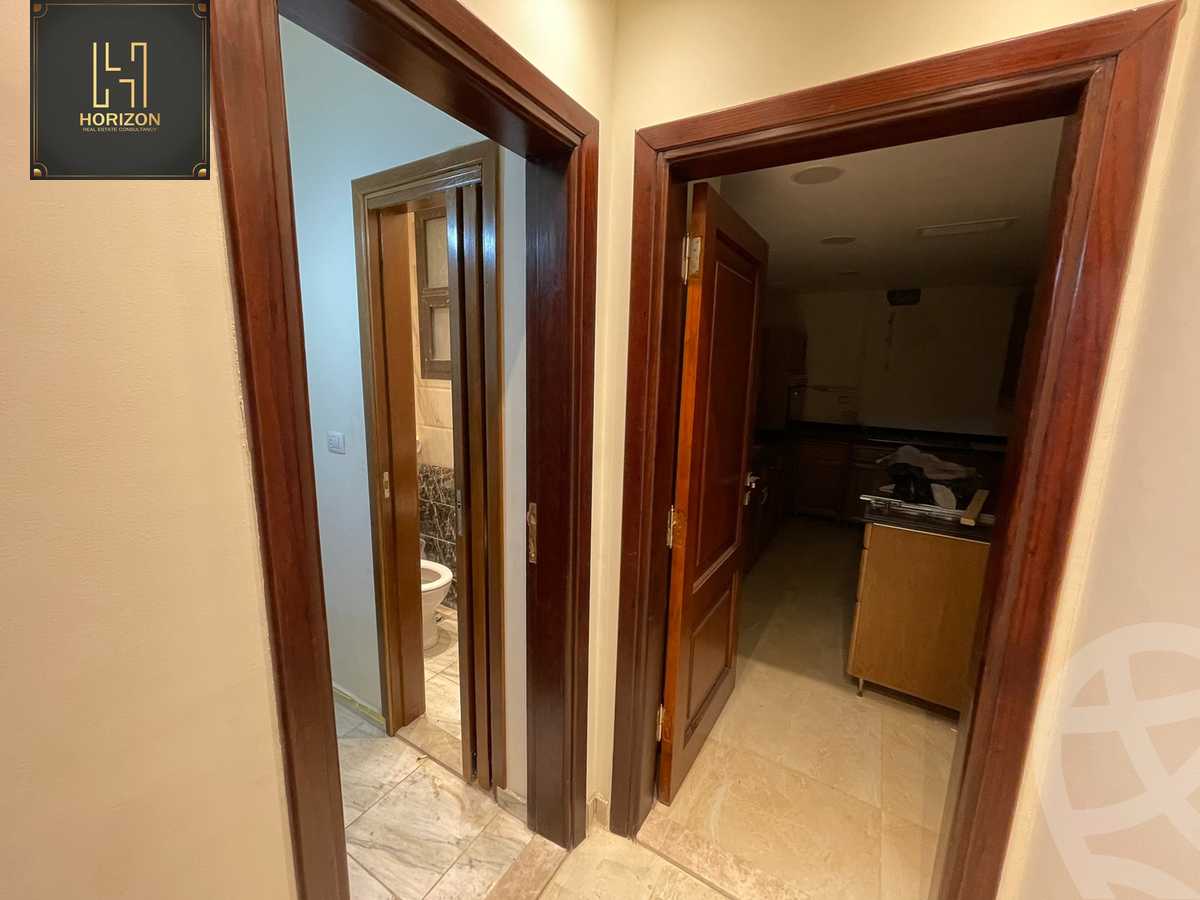 https://aqarmap.com.eg/ar/listing/3872289-for-rent-eastown-parks