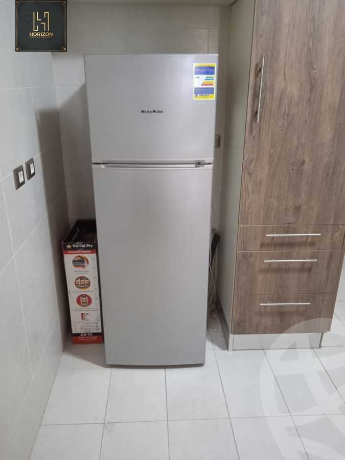 https://aqarmap.com.eg/ar/listing/3878395-for-rent-cairo-new-cairo-compounds-kmbwnd-fyldj-jyt-blm-hylz