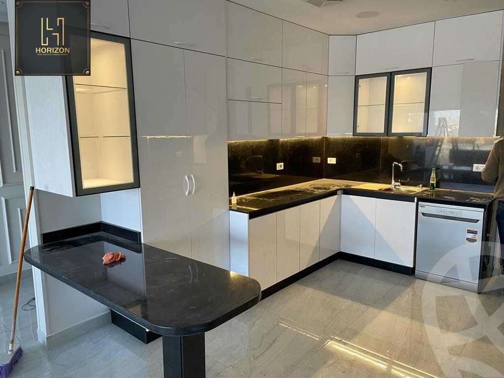 https://aqarmap.com.eg/ar/listing/3879919-for-rent-cairo-new-cairo-compounds-lakeview-residence