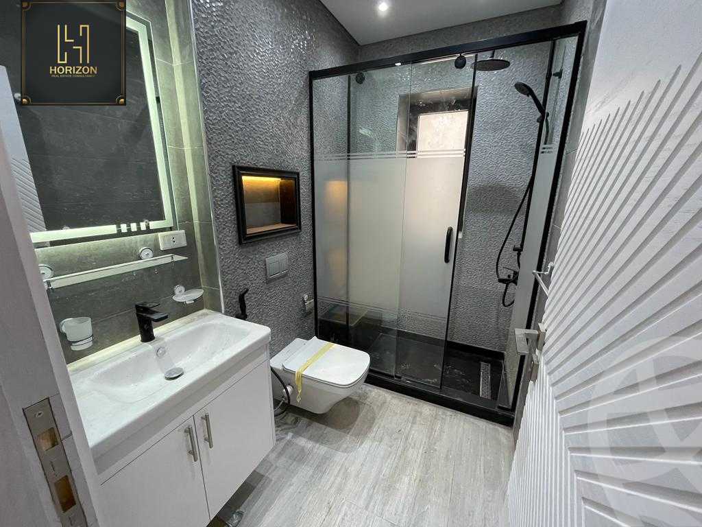https://aqarmap.com.eg/ar/listing/3879919-for-rent-cairo-new-cairo-compounds-lakeview-residence