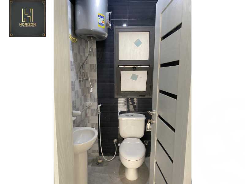 https://aqarmap.com.eg/ar/listing/3885458-for-rent-eastown-parks