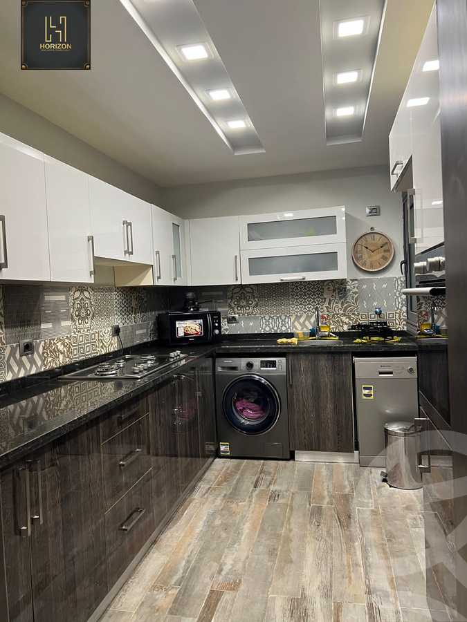 https://aqarmap.com.eg/ar/listing/3889857-for-sale-cairo-new-cairo-compounds-taj-sultan