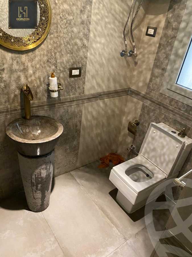 https://aqarmap.com.eg/ar/listing/3890075-for-rent-cairo-new-cairo-compounds-kmbwnd-fyldj-jyt-blm-hylz