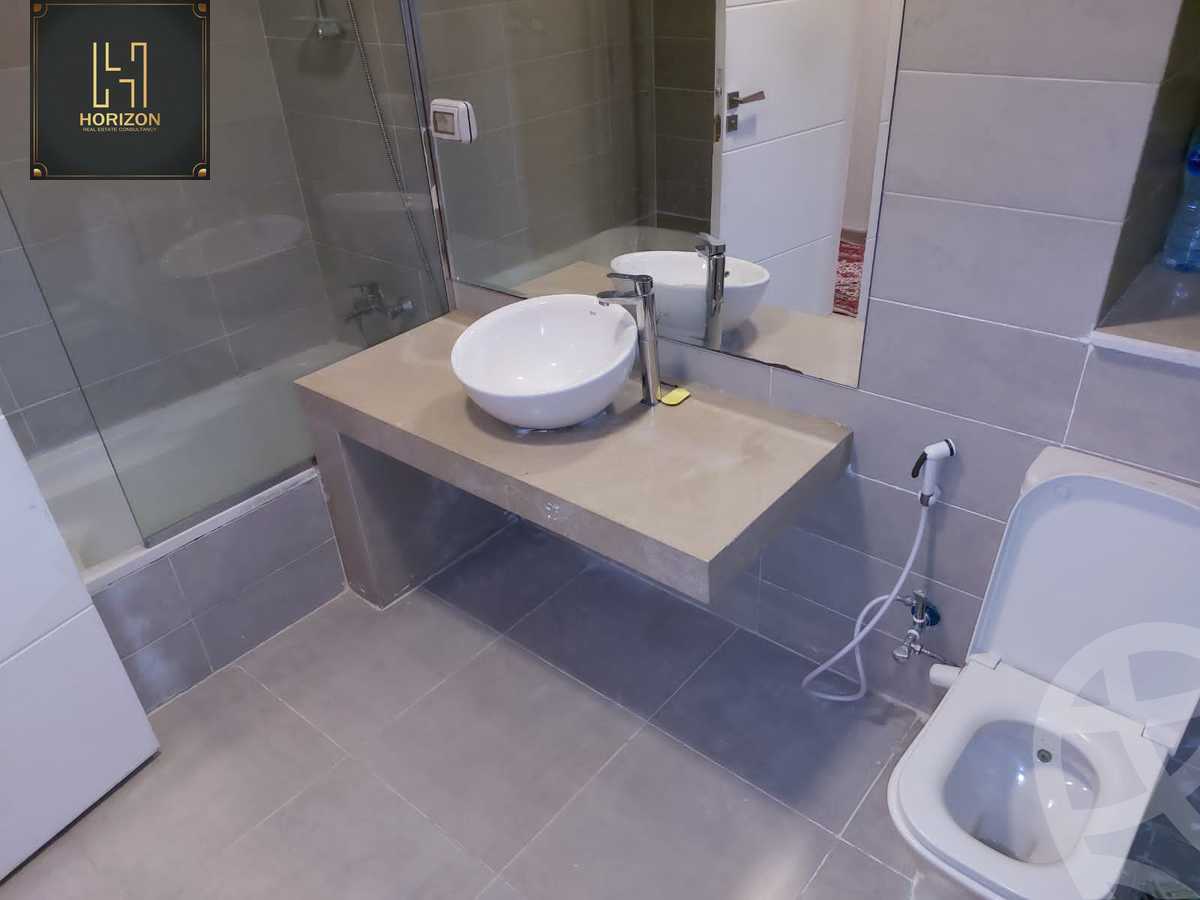 https://aqarmap.com.eg/ar/listing/3890642-for-rent-cairo-new-cairo-compounds-kmbwnd-fyldj-jyt-blm-hylz