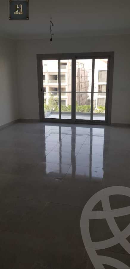 https://aqarmap.com.eg/ar/listing/3890652-for-rent-cairo-new-cairo-compounds-moon-valley