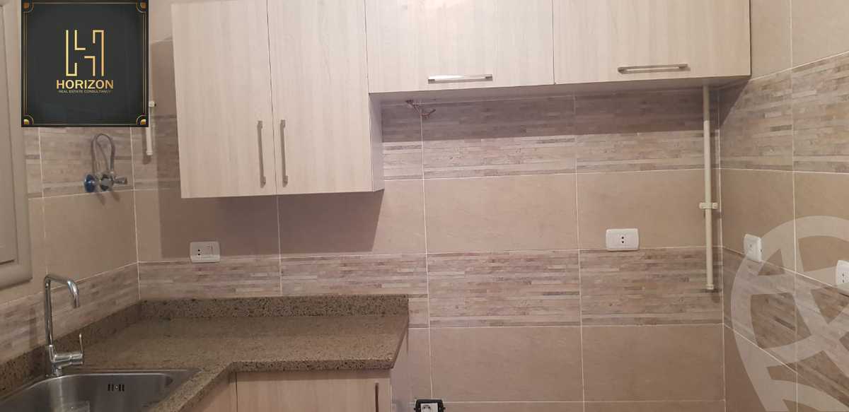 https://aqarmap.com.eg/ar/listing/3890652-for-rent-cairo-new-cairo-compounds-moon-valley