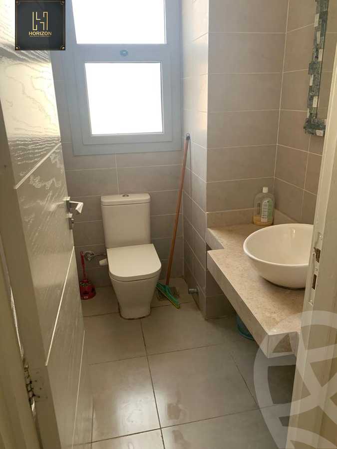 https://aqarmap.com.eg/ar/listing/3892205-for-rent-cairo-new-cairo-compounds-kmbwnd-fyldj-jyt-blm-hylz