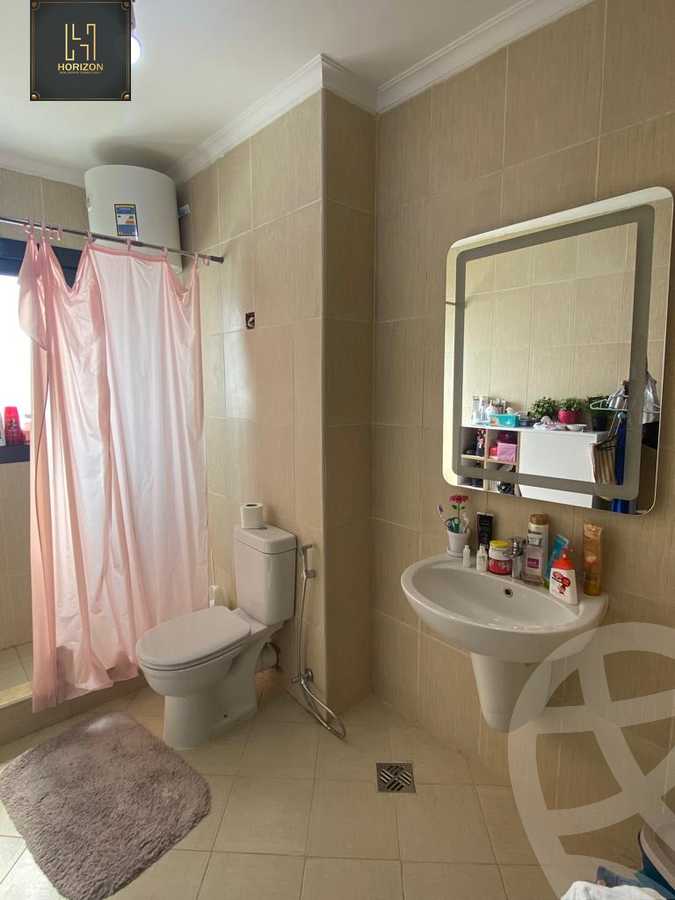 https://aqarmap.com.eg/en/listing/3954763-for-rent-cluster-6-hyde-park