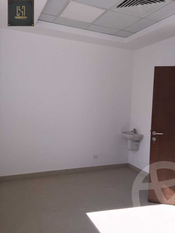 https://aqarmap.com.eg/ar/listing/3978632-for-rent-cairo-new-cairo-compounds-mydykl-brk-brymyr