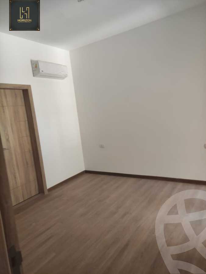 https://aqarmap.com.eg/ar/listing/3979061-for-rent-cairo-new-cairo-compounds-fifth-square