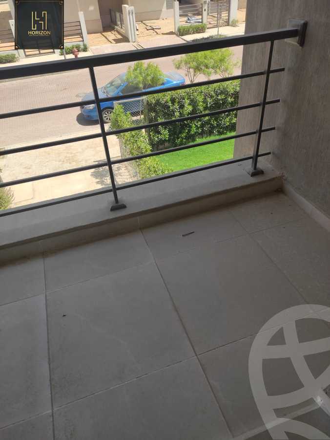 https://aqarmap.com.eg/ar/listing/3979061-for-rent-cairo-new-cairo-compounds-fifth-square