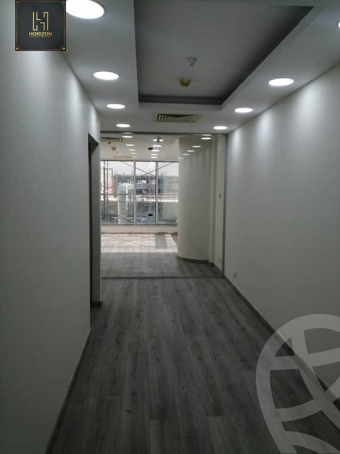 https://aqarmap.com.eg/ar/listing/3991164-for-sale-cairo-new-cairo-compounds-tryfywm-skwyr-mwl-nm-llttwyr