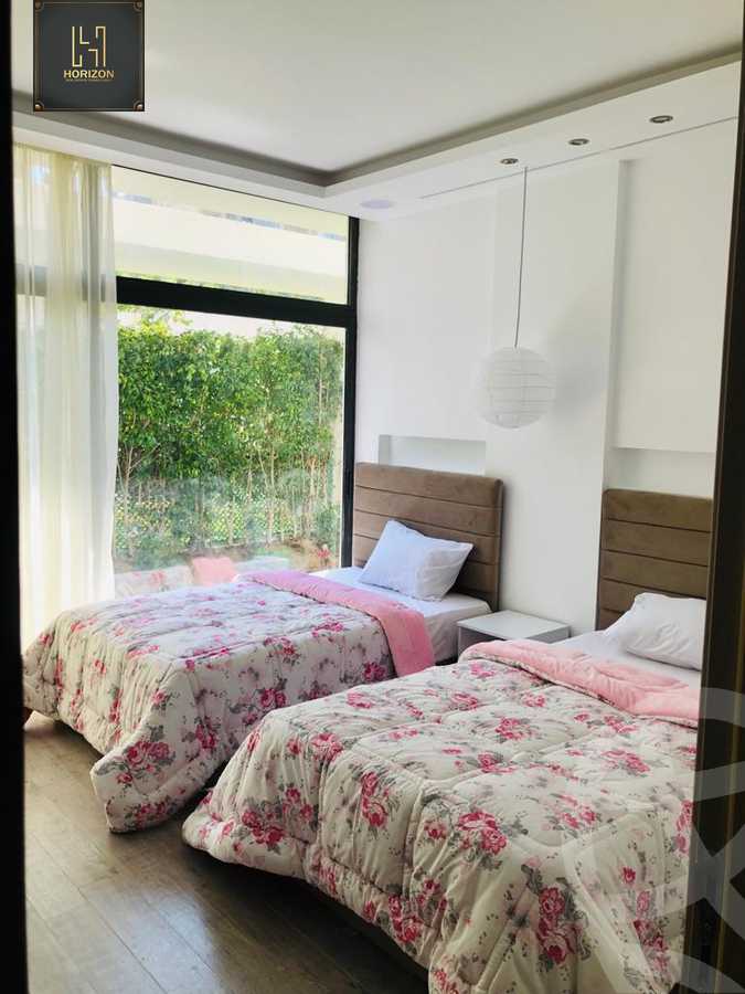 https://aqarmap.com.eg/en/listing/4038395-for-sale-cairo-new-cairo-compounds-lakeview-residence