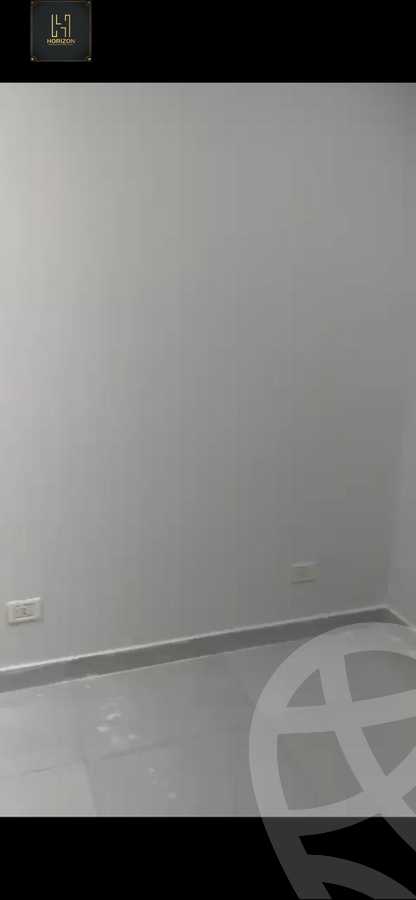 https://aqarmap.com.eg/en/listing/4055160-for-sale-cairo-new-cairo-compounds-bznys-bls-ktlyst-llttwyr