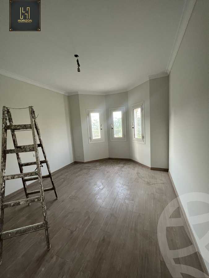 https://aqarmap.com.eg/en/listing/4055269-for-rent-cairo-new-cairo-compounds-mountain-view-hyde-park