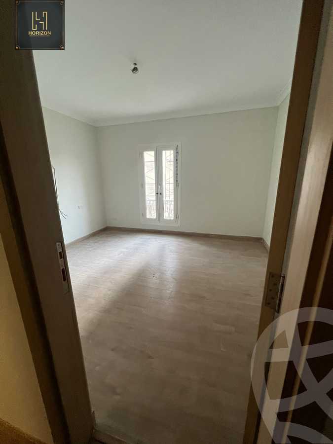 https://aqarmap.com.eg/en/listing/4055269-for-rent-cairo-new-cairo-compounds-mountain-view-hyde-park