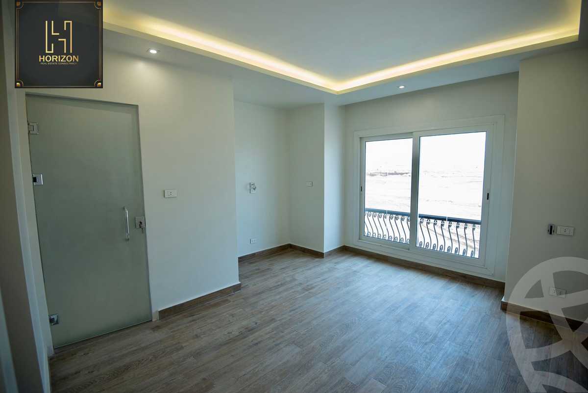 https://aqarmap.com.eg/en/listing/4065858-for-rent-cairo-new-cairo-compounds-mountain-view-hyde-park