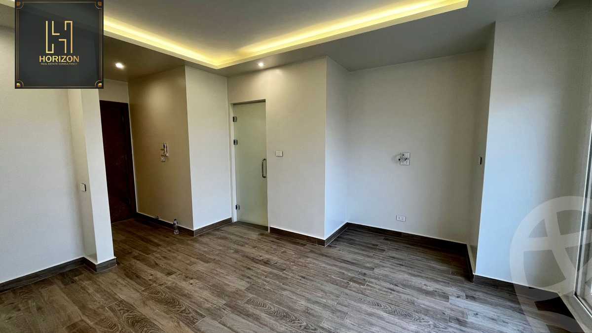 https://aqarmap.com.eg/en/listing/4065858-for-rent-cairo-new-cairo-compounds-mountain-view-hyde-park