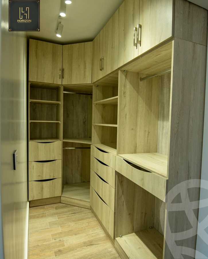 https://aqarmap.com.eg/en/listing/4065858-for-rent-cairo-new-cairo-compounds-mountain-view-hyde-park
