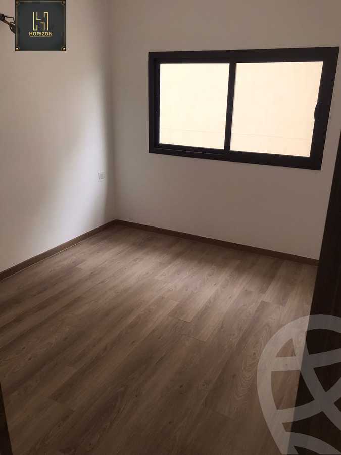 https://aqarmap.com.eg/en/listing/4076878-for-sale-cairo-new-cairo-compounds-fyfth-skwyr-mwl-lmrsm-llttwyr