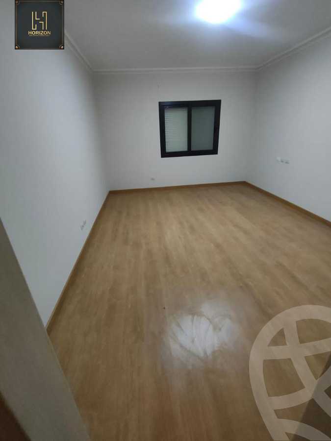 https://aqarmap.com.eg/ar/listing/4077009-for-rent-eastown-parks