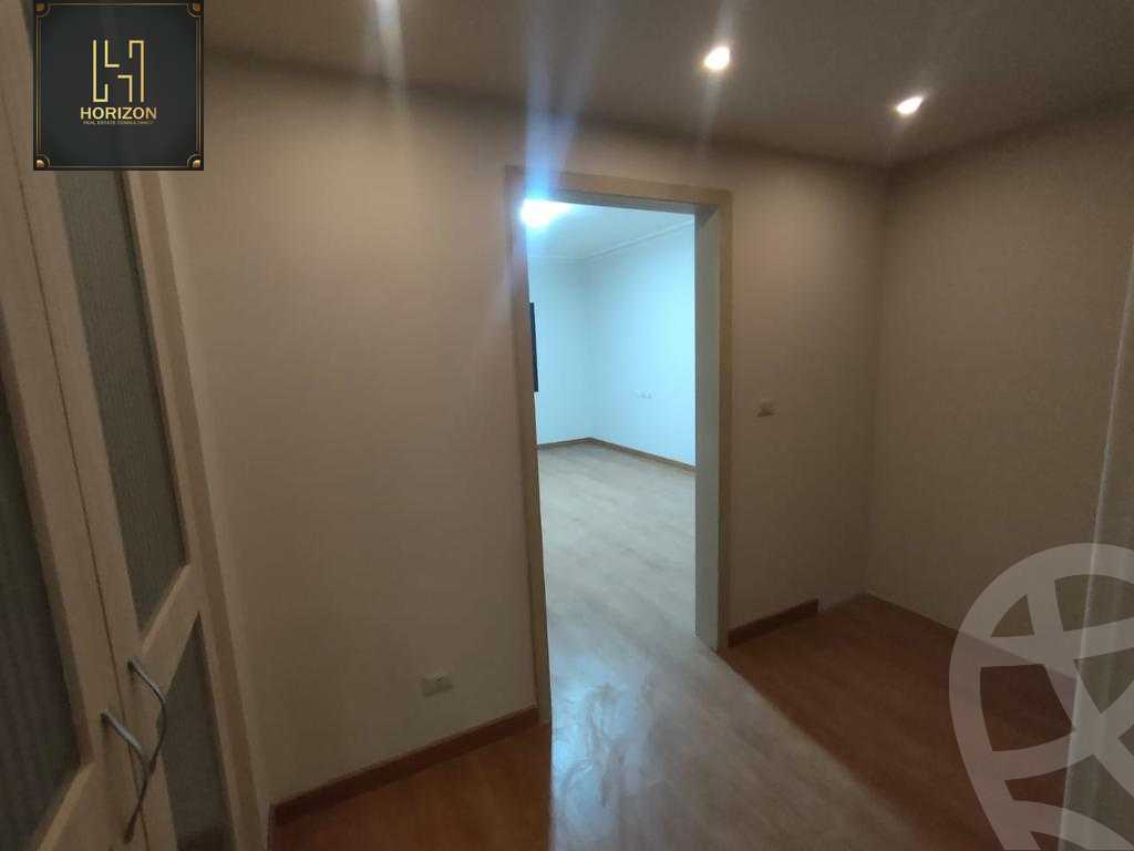 https://aqarmap.com.eg/ar/listing/4077009-for-rent-eastown-parks