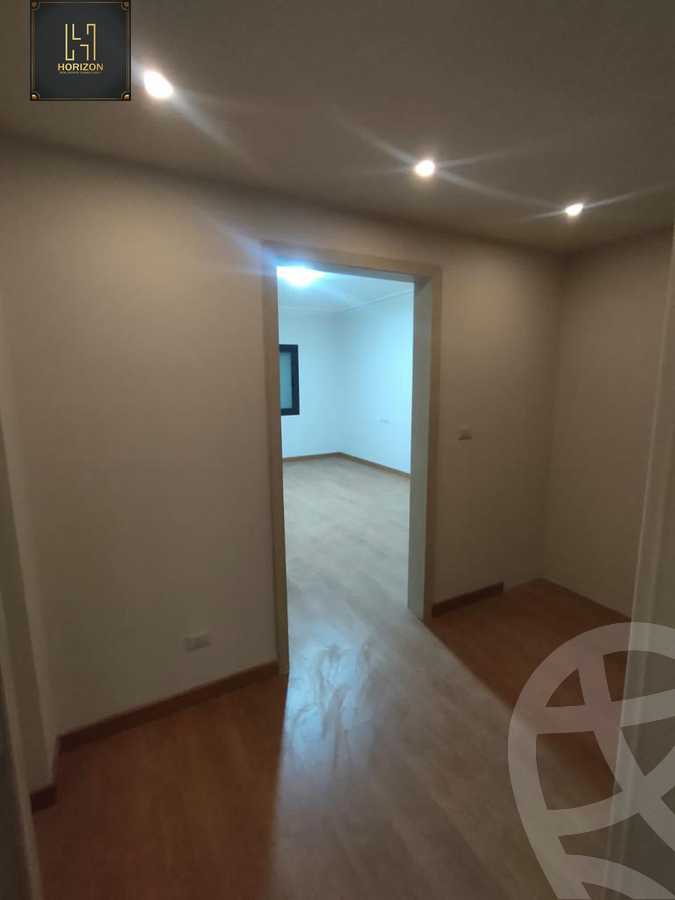 https://aqarmap.com.eg/ar/listing/4077009-for-rent-eastown-parks