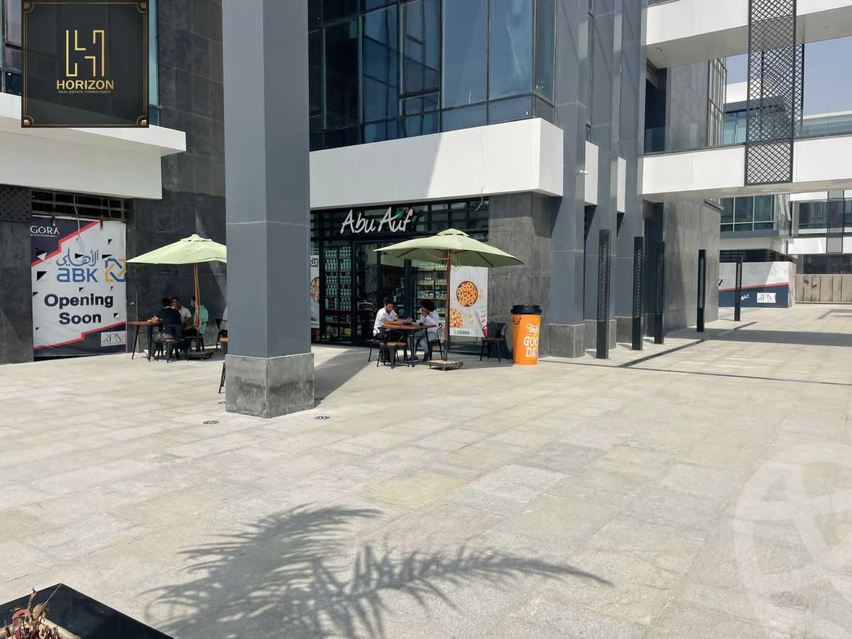 https://aqarmap.com.eg/en/listing/4078434-for-rent-cairo-new-cairo-compounds-jwr-kwmyrshyl-kwmblks-makeplace