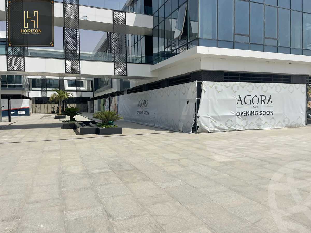 https://aqarmap.com.eg/en/listing/4078434-for-rent-cairo-new-cairo-compounds-jwr-kwmyrshyl-kwmblks-makeplace