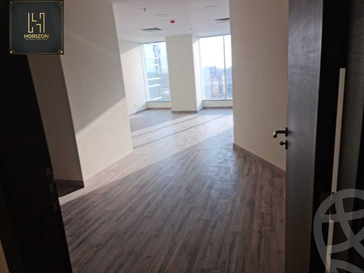 https://aqarmap.com.eg/ar/listing/4085473-for-rent-cairo-new-cairo-compounds-tryfywm-skwyr-mwl-nm-llttwyr