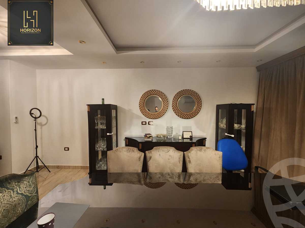 https://aqarmap.com.eg/en/listing/4102669-for-sale-cairo-new-cairo-compounds-mountain-view-hyde-park