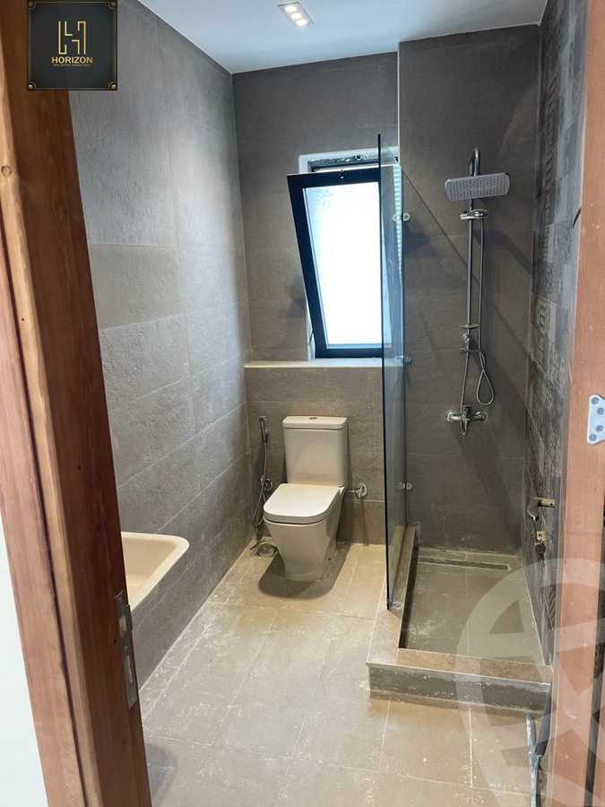 https://aqarmap.com.eg/en/listing/4107340-for-rent-cairo-new-cairo-compounds-lakeview-residence