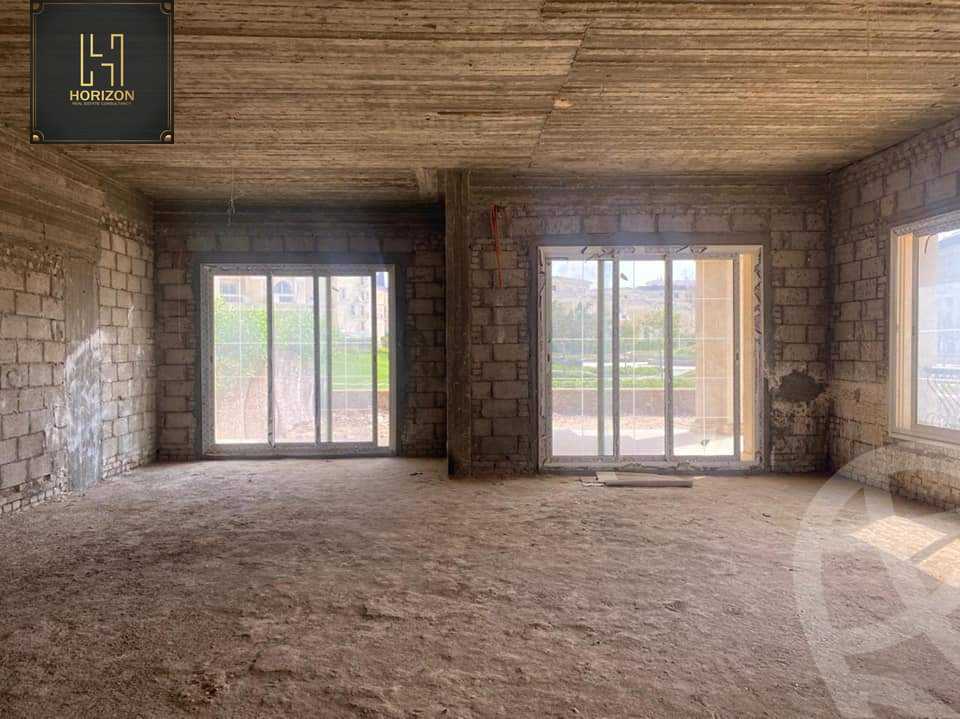 https://aqarmap.com.eg/en/listing/4107387-for-sale-cairo-new-cairo-compounds-mountain-view-hyde-park