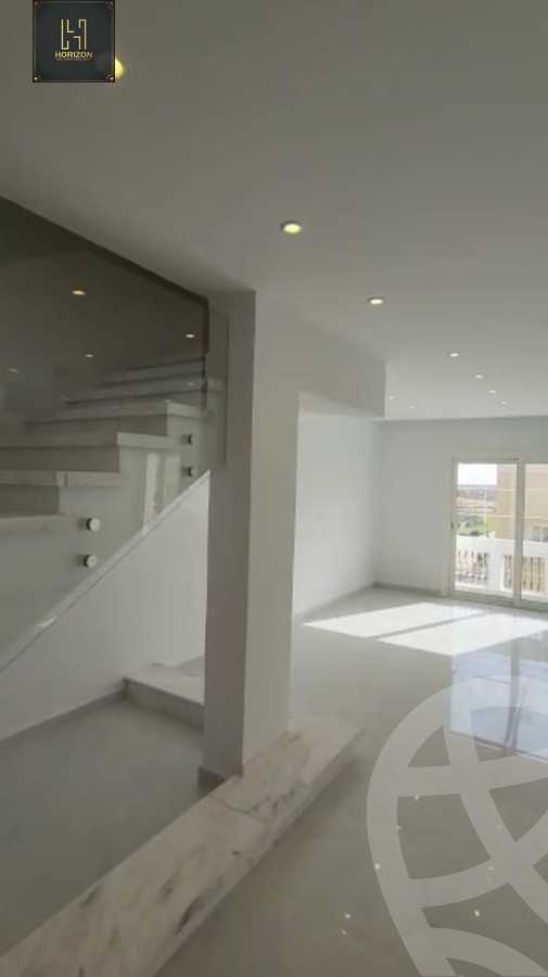https://aqarmap.com.eg/en/listing/4117898-for-rent-cairo-new-cairo-compounds-mountain-view-hyde-park