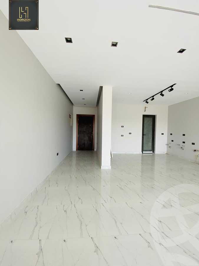 https://aqarmap.com.eg/en/listing/4120533-for-rent-cairo-new-cairo-compounds-lakeview-residence