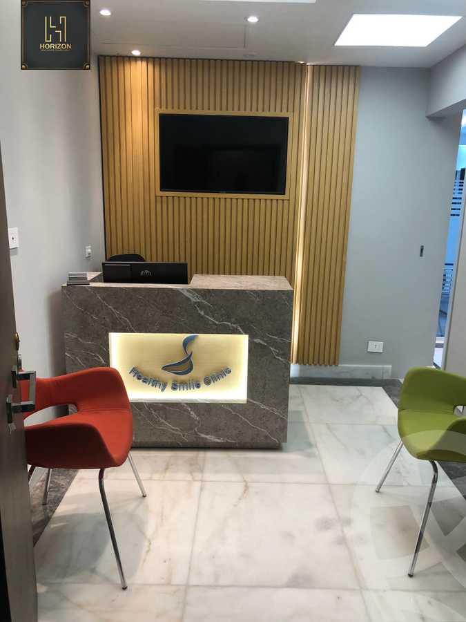 https://aqarmap.com.eg/ar/listing/4131446-for-rent-cairo-new-cairo-compounds-tryfywm-byzns-kwmblks-nm-llttwyr