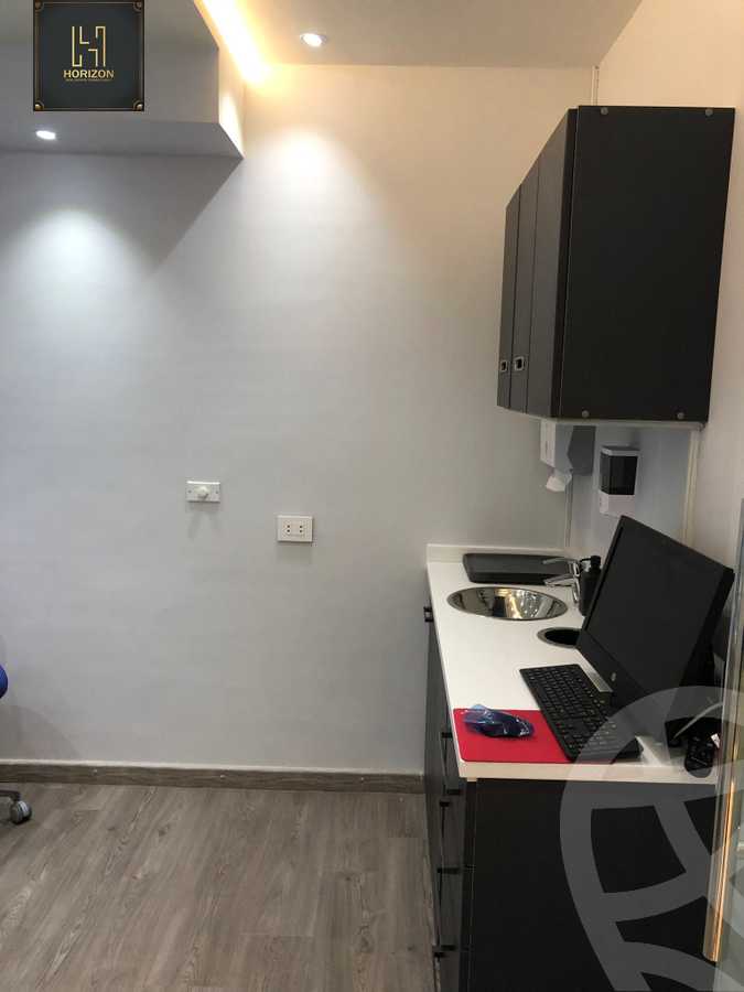 https://aqarmap.com.eg/ar/listing/4131446-for-rent-cairo-new-cairo-compounds-tryfywm-byzns-kwmblks-nm-llttwyr