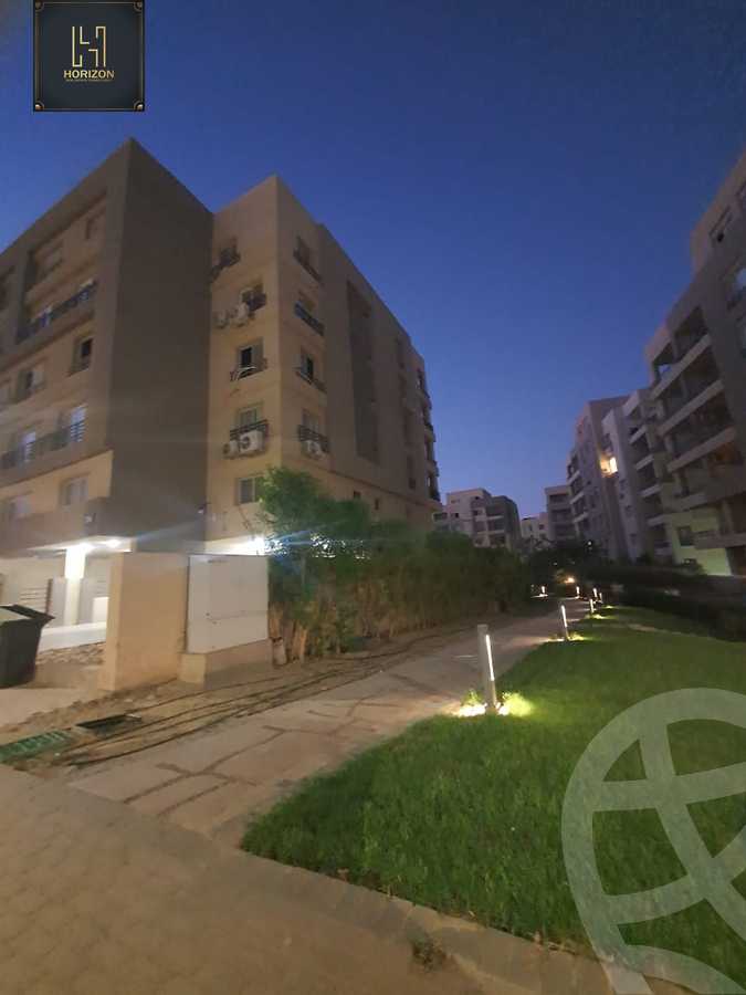 https://aqarmap.com.eg/ar/listing/4131945-for-rent-cairo-new-cairo-compounds-the-square