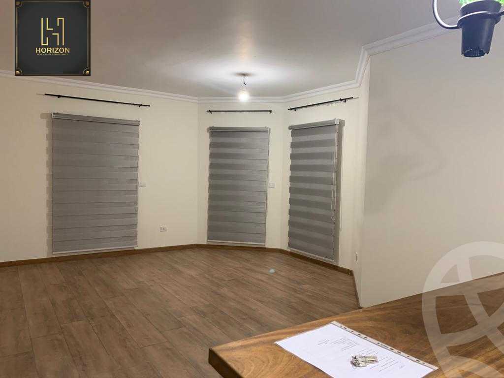 https://aqarmap.com.eg/en/listing/4132235-for-rent-cairo-new-cairo-compounds-mountain-view-hyde-park