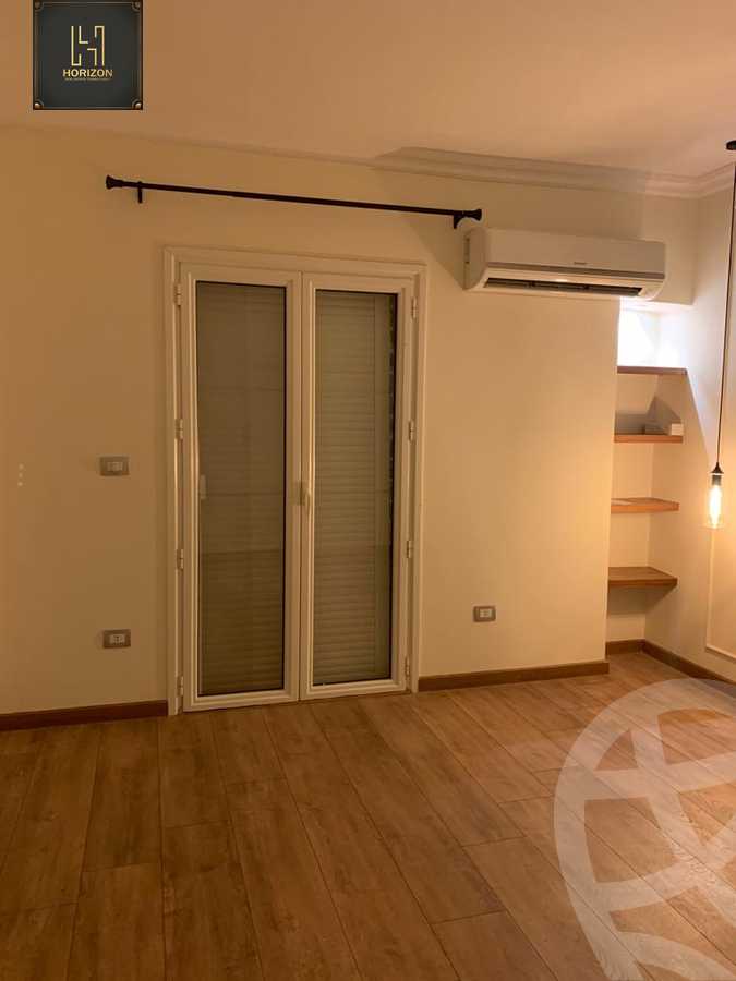 https://aqarmap.com.eg/en/listing/4132235-for-rent-cairo-new-cairo-compounds-mountain-view-hyde-park