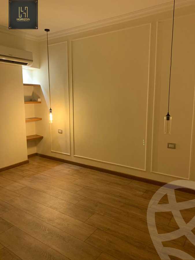 https://aqarmap.com.eg/en/listing/4132235-for-rent-cairo-new-cairo-compounds-mountain-view-hyde-park
