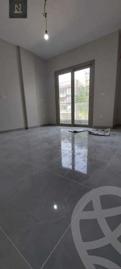 https://aqarmap.com.eg/en/listing/4132287-for-rent-cairo-new-cairo-compounds-moon-valley