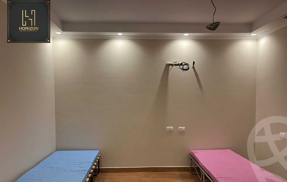 https://aqarmap.com.eg/en/listing/4136334-for-rent-cairo-new-cairo-compounds-mountain-view-hyde-park