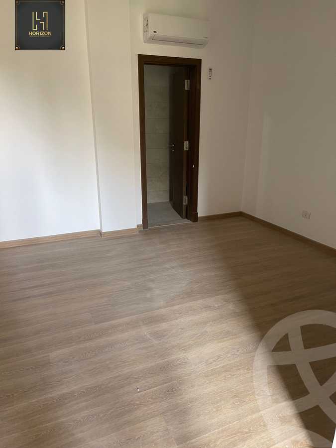https://aqarmap.com.eg/ar/listing/4138837-for-rent-cairo-new-cairo-compounds-fifth-square