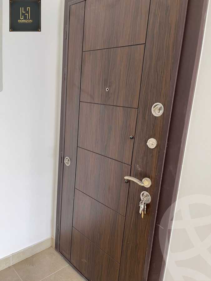 https://aqarmap.com.eg/ar/listing/4138837-for-rent-cairo-new-cairo-compounds-fifth-square