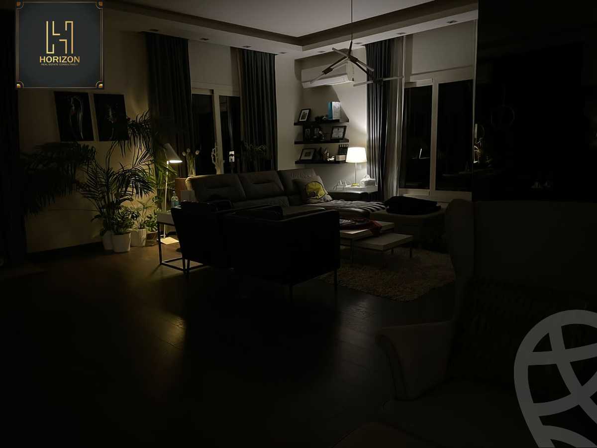 https://aqarmap.com.eg/en/listing/4142435-for-sale-cairo-new-cairo-compounds-les-rois