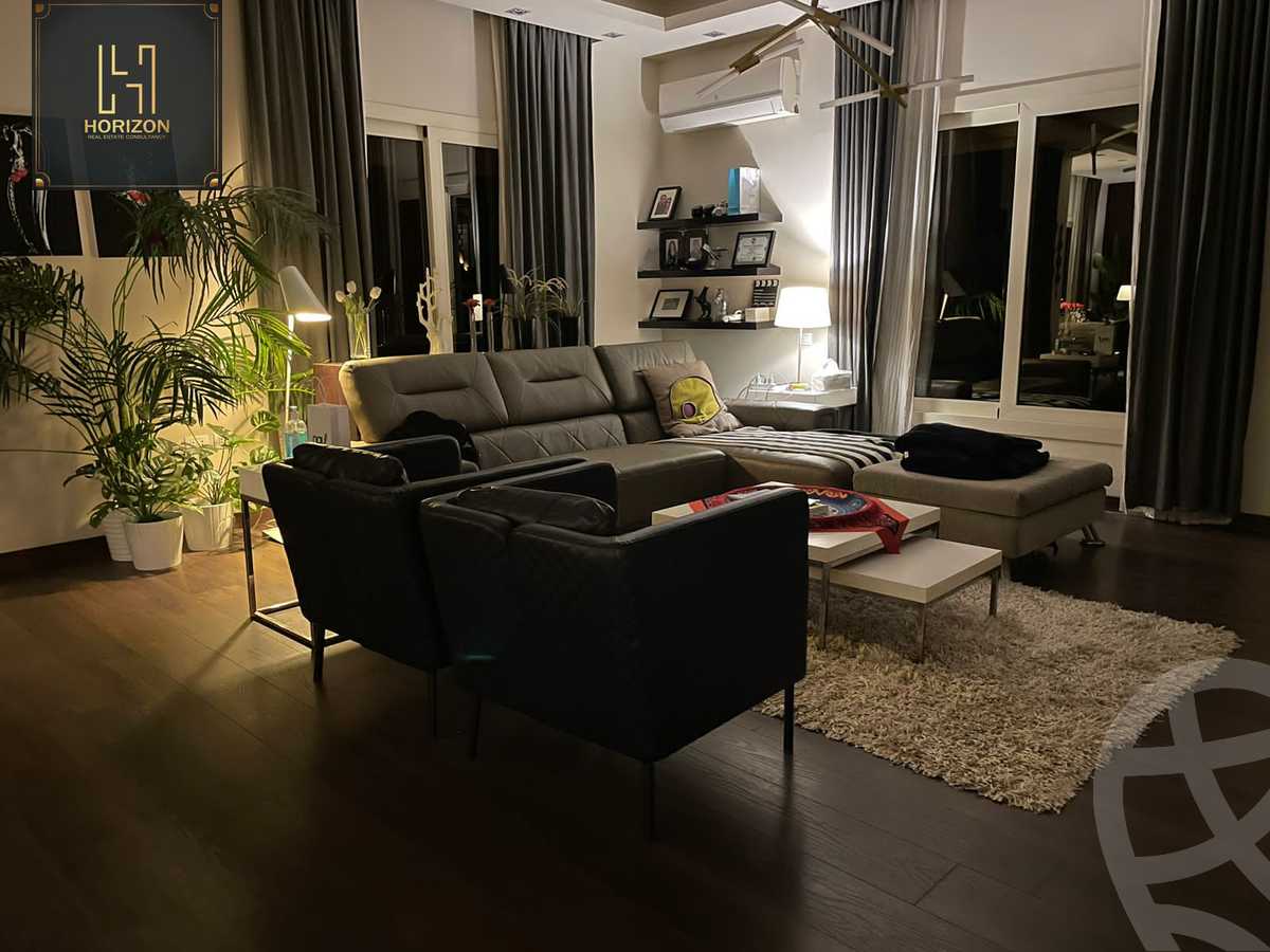 https://aqarmap.com.eg/en/listing/4142435-for-sale-cairo-new-cairo-compounds-les-rois